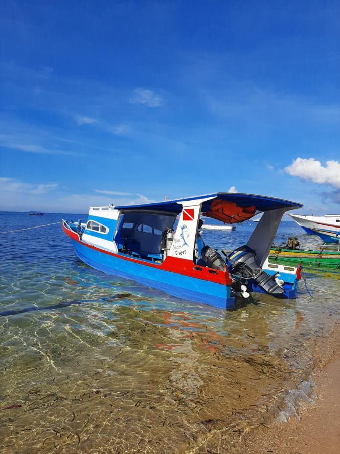 Blue Shark Divers Bunaken Exteriér fotografie