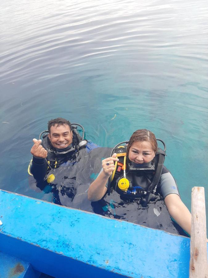 Blue Shark Divers Bunaken Exteriér fotografie