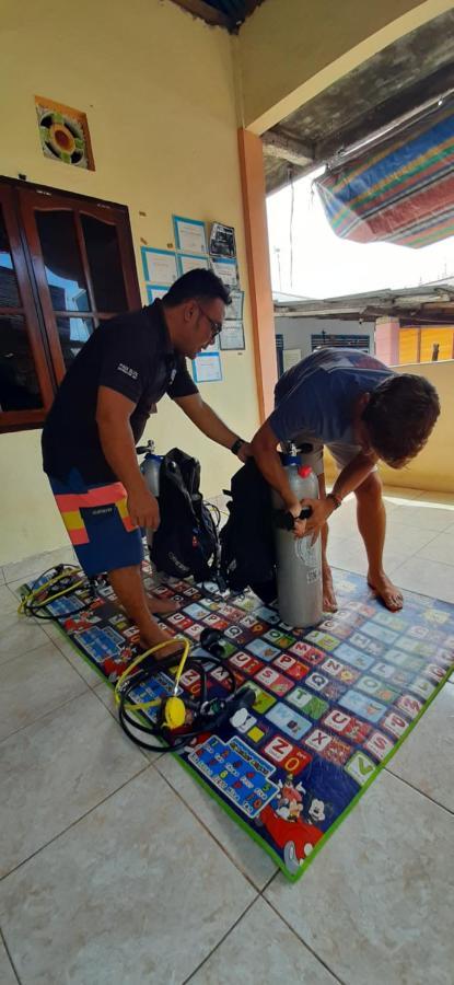 Blue Shark Divers Bunaken Exteriér fotografie